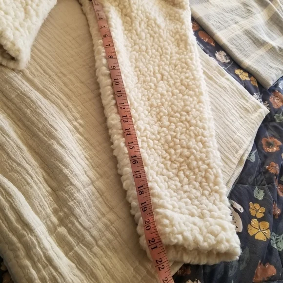 AMI | NWT Faux Shearling Hoodie - Picture 13 of 13